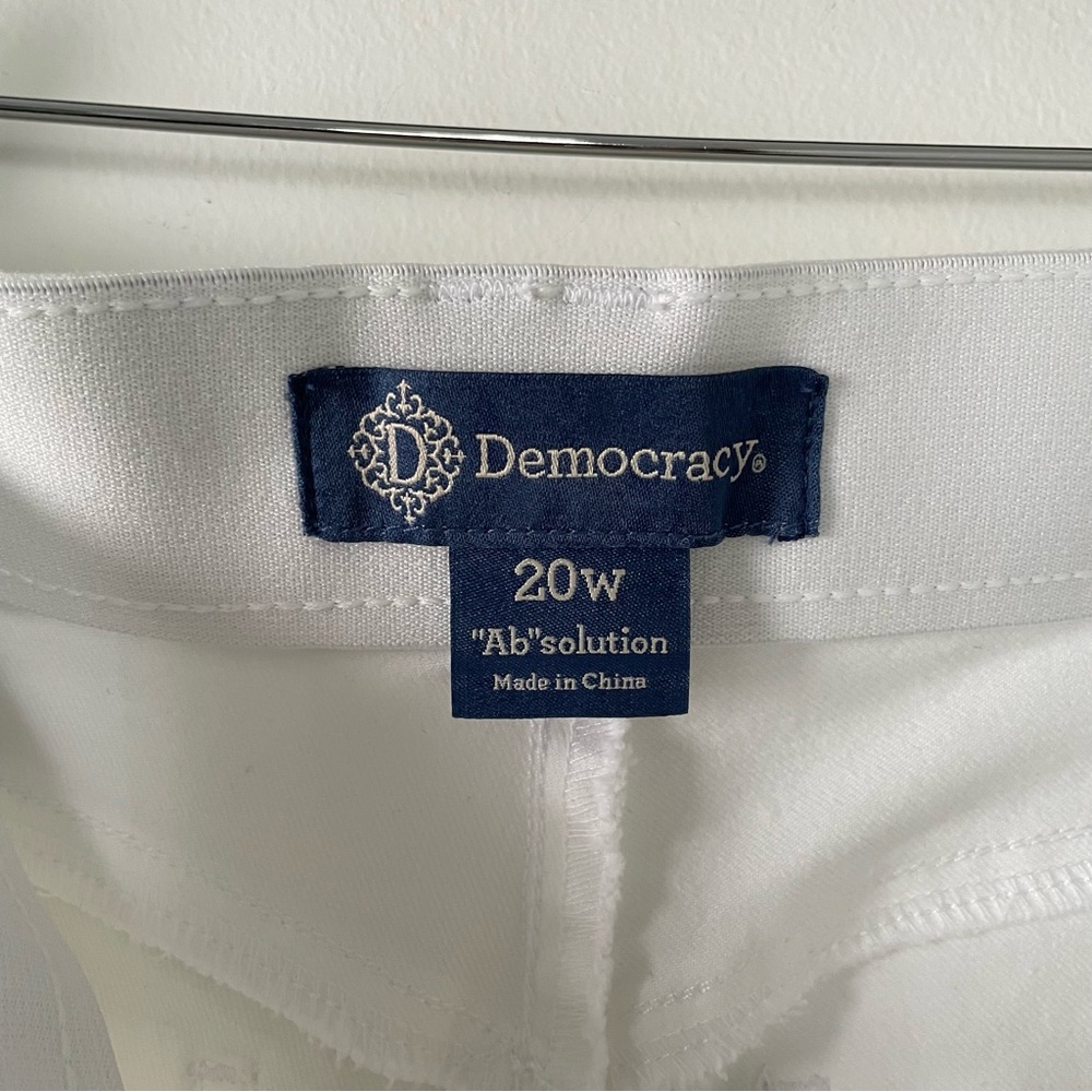 NWT New Democracy Optic White Absolution Straight Leg Core Essential Jeans 20 - Picture 3 of 5